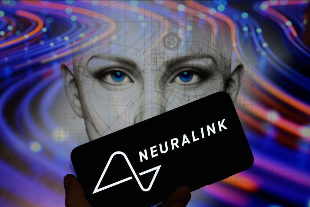 El jefe de IA de Meta, Alexander Wang, vinculó una decisión familiar con avances aún en desarrollo.