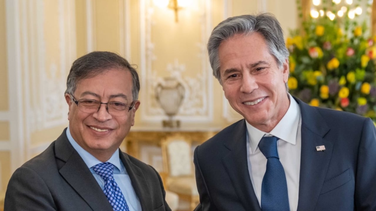 El presidente de Colombia, Gustavo Petro, y el Secretario de Estado de los Estados Unidos, Antony Blinken.