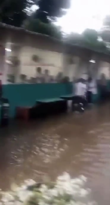 Una de las instituciones educativas de Jamundí afectada por las fuertes lluvias presentadas en los últimos días.