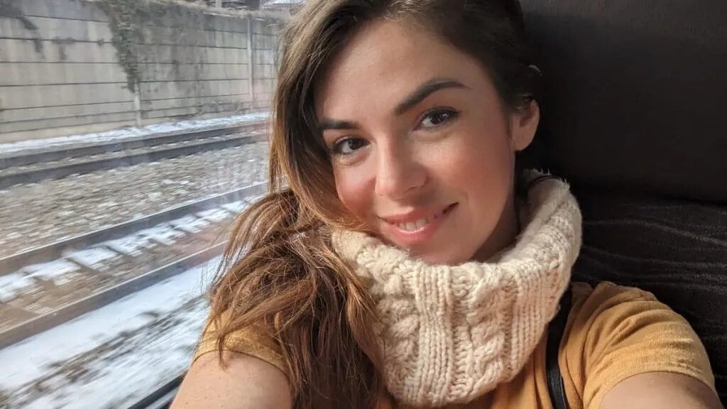 Ana María Knezevich Henao,