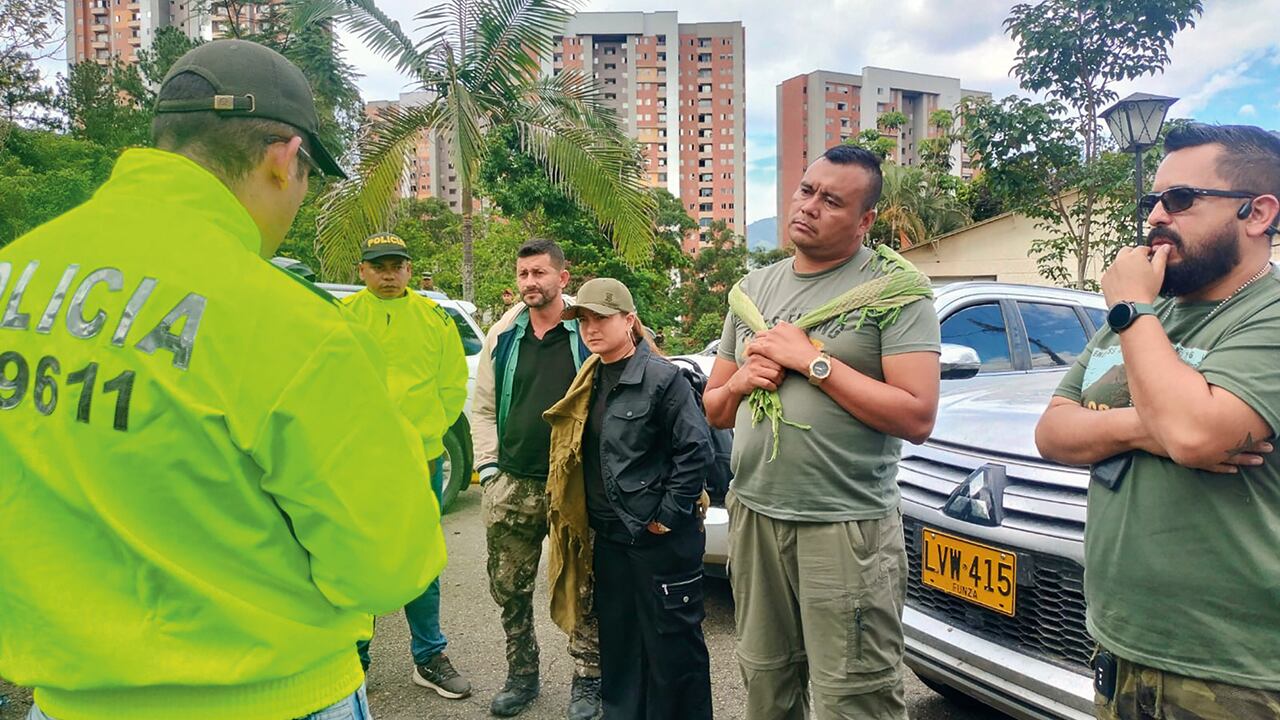 La fiscal tiene que responder por qué solicitó la libertad de jefes de las Farc capturados en Antioquia, pese a que fueron sorprendidos en flagrancia. 