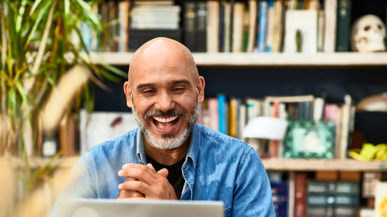 Una vez se tenga claridad sobre lo que se quiere ofrecer al mercado, hay que definir las metas y el tiempo para cumplirlas, es decir hay que planear.