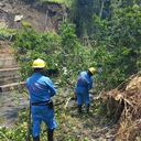 Brigada forestal de la CAR remueve material vegetal en fuente de agua de la vereda Bagazal (Villeta).