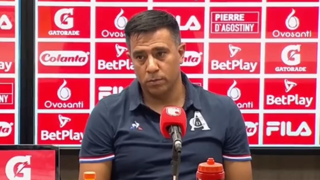 César Farías quedó eliminado con el América en el primer semestre del 2024