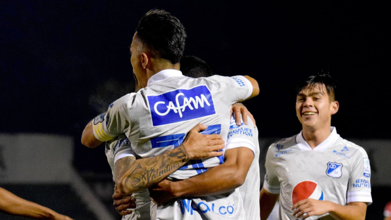 Millonarios se puso a tiro en el liderato de Liga con goles de Uribe y Guerra. Foto: Prensa Dimayor.