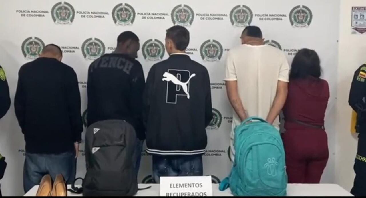 En el taxi iban cinco ocupantes que habrían participado en el hurto