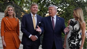 El presidente Donald Trump, como símbolo de respeto y reciprocidad, invitó a Guillermo Alejandro y a Máxima a que se hospedaran en la Casa Blanca.