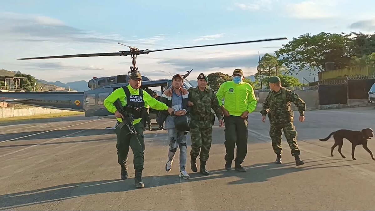 En operación conjunta, Ejército, Fuerza Aeroespacial y Policía asestan duro golpe a disidencias de las Farc en el sur del Tolima.