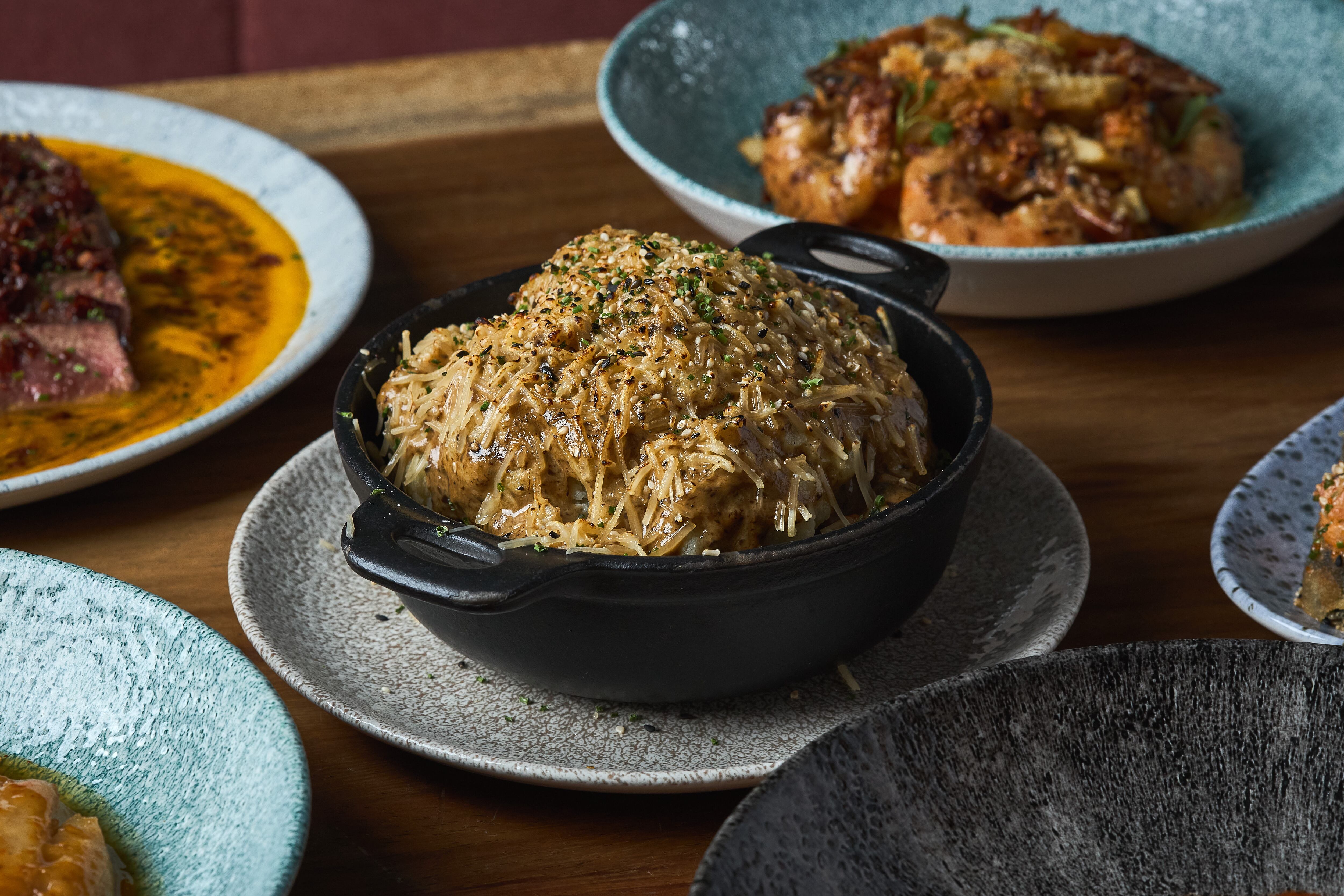 Mistura ofrece una propuesta de comida fusión única.