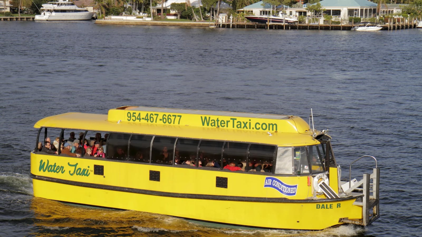 El nuevo servicio de taxis acuáticos promete solucionar los problemas de movilidad de Miami.