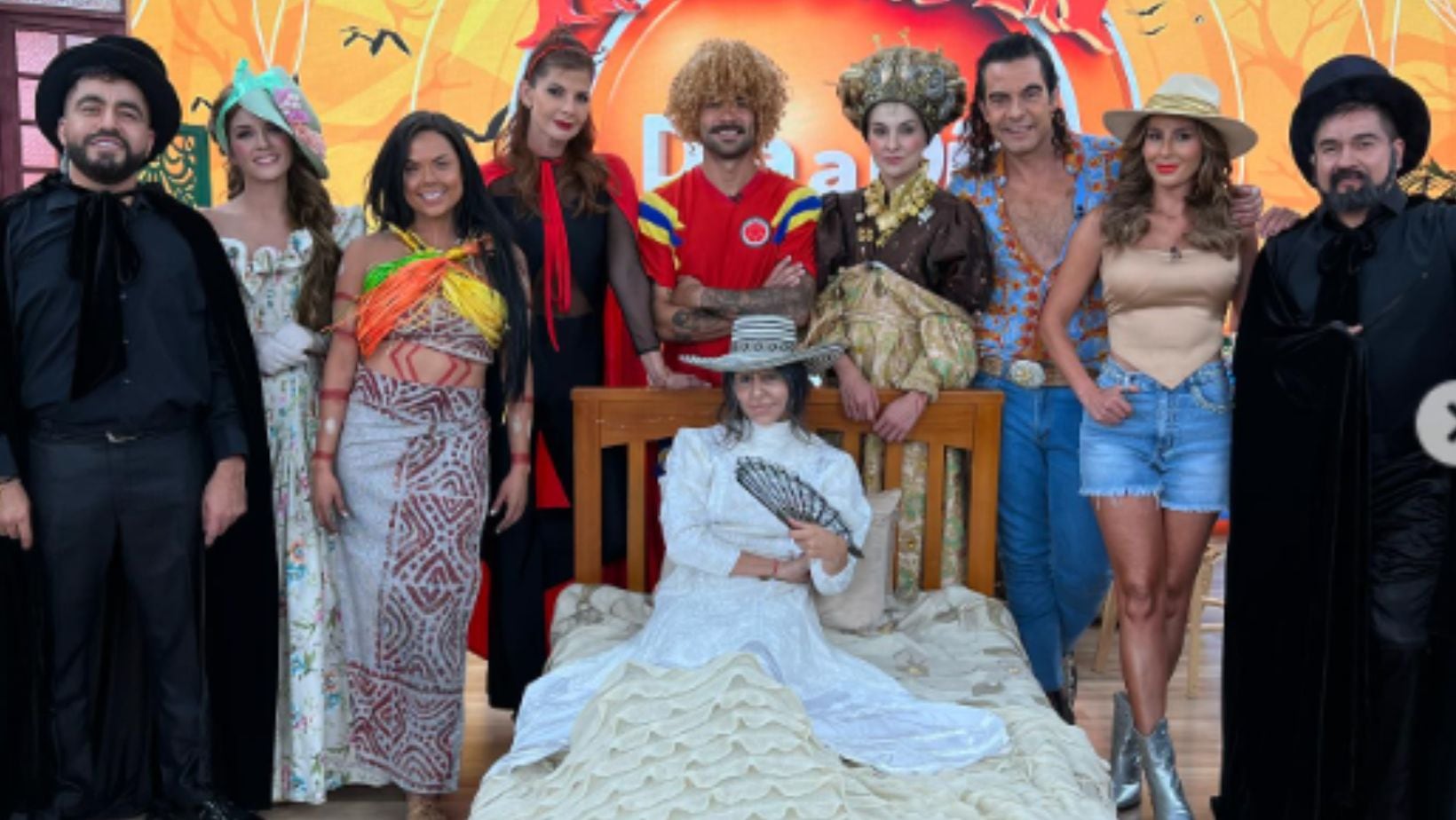 Día a día- Halloween
@diaadiacaracoltv