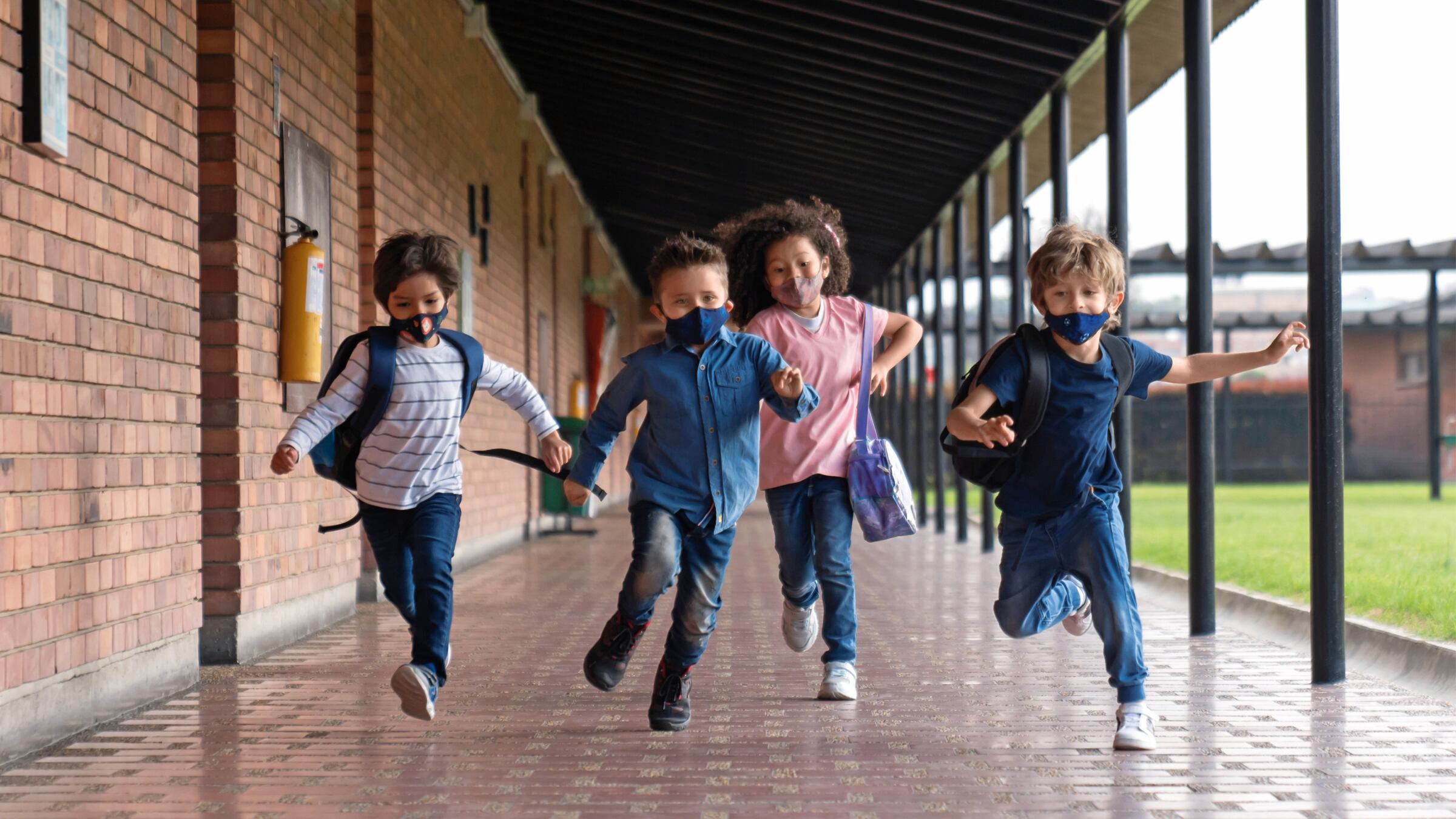 El reencuentro en las aulas ha sido para muchos niños de colegios y escuelas, toda una experiencia.