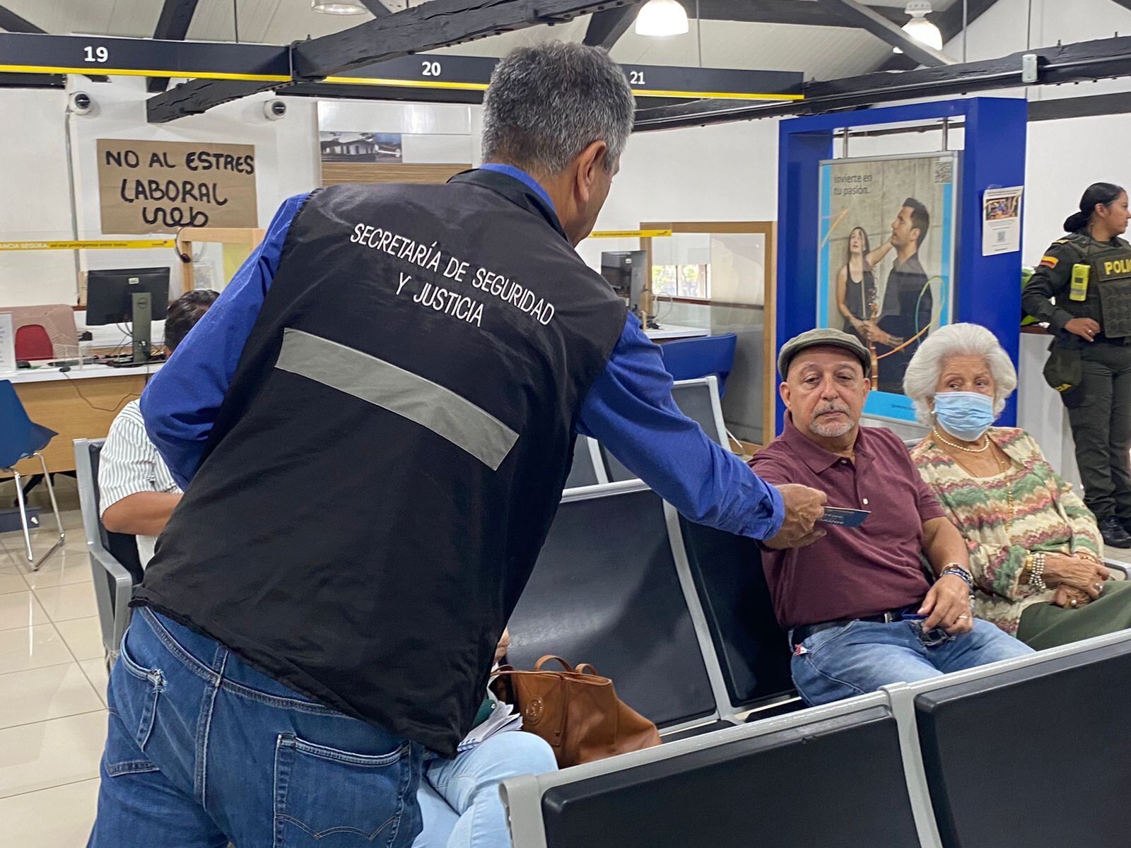 Autoridades en Cali advierten sobre estafa y extorsión en plataformas digitales.