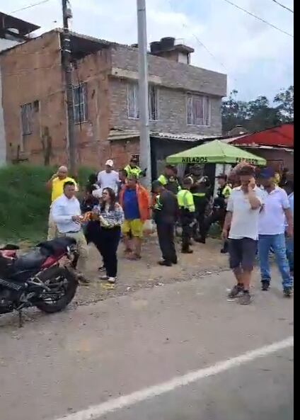 Bloqueo carretera Bogotá - Girardot