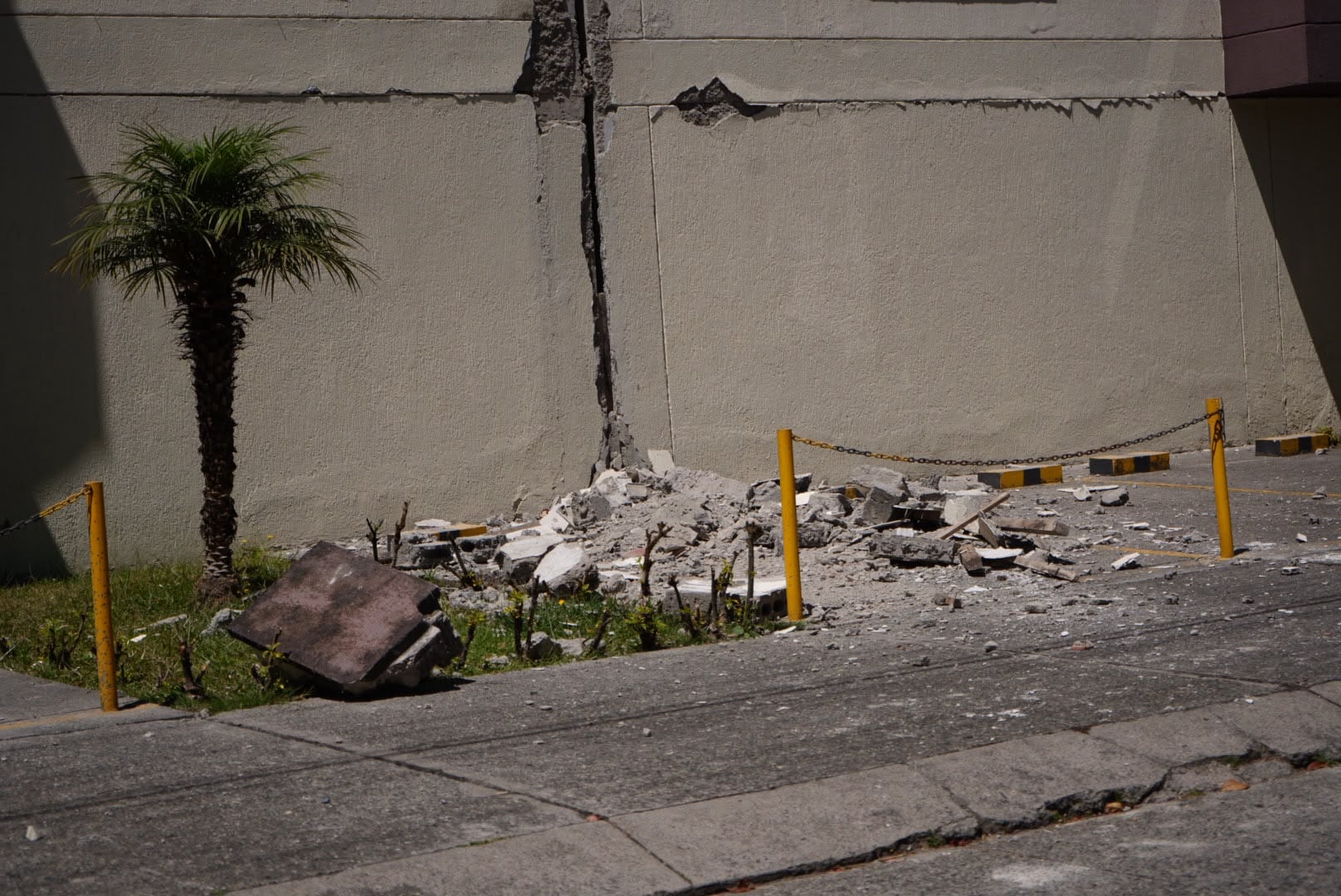 Terremoto Ciudad de Manizales / 10 de agosto / Fotografo: Santiago Álvarez