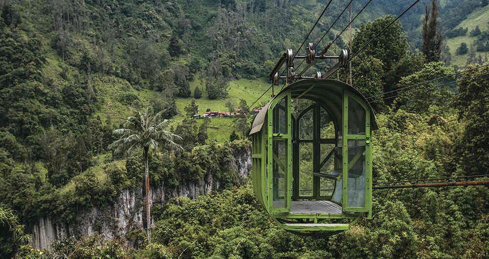 El cañón del Combeima está conformado por 5.603 hectáreas y hace parte del Parque Nacional de los Nevados. 