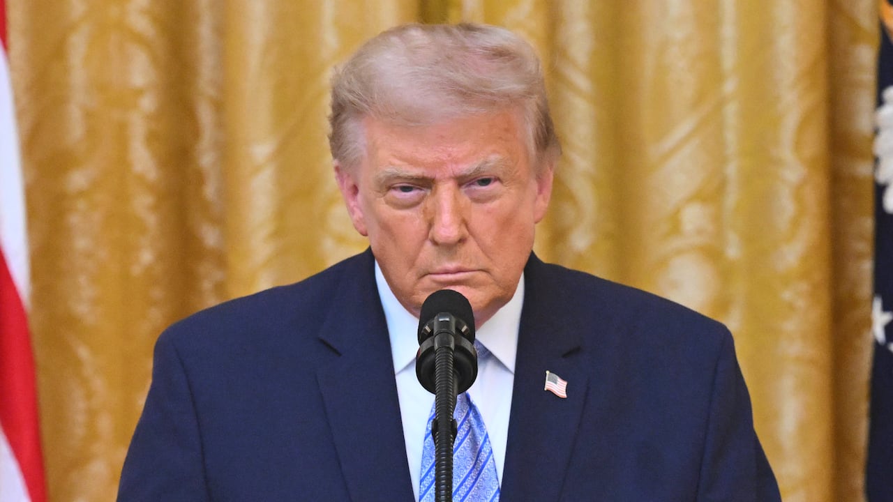 El ayatolá Mojtaba Jamenei cargó este sábado contra el presidente de Estados Unidos, Donald Trump.