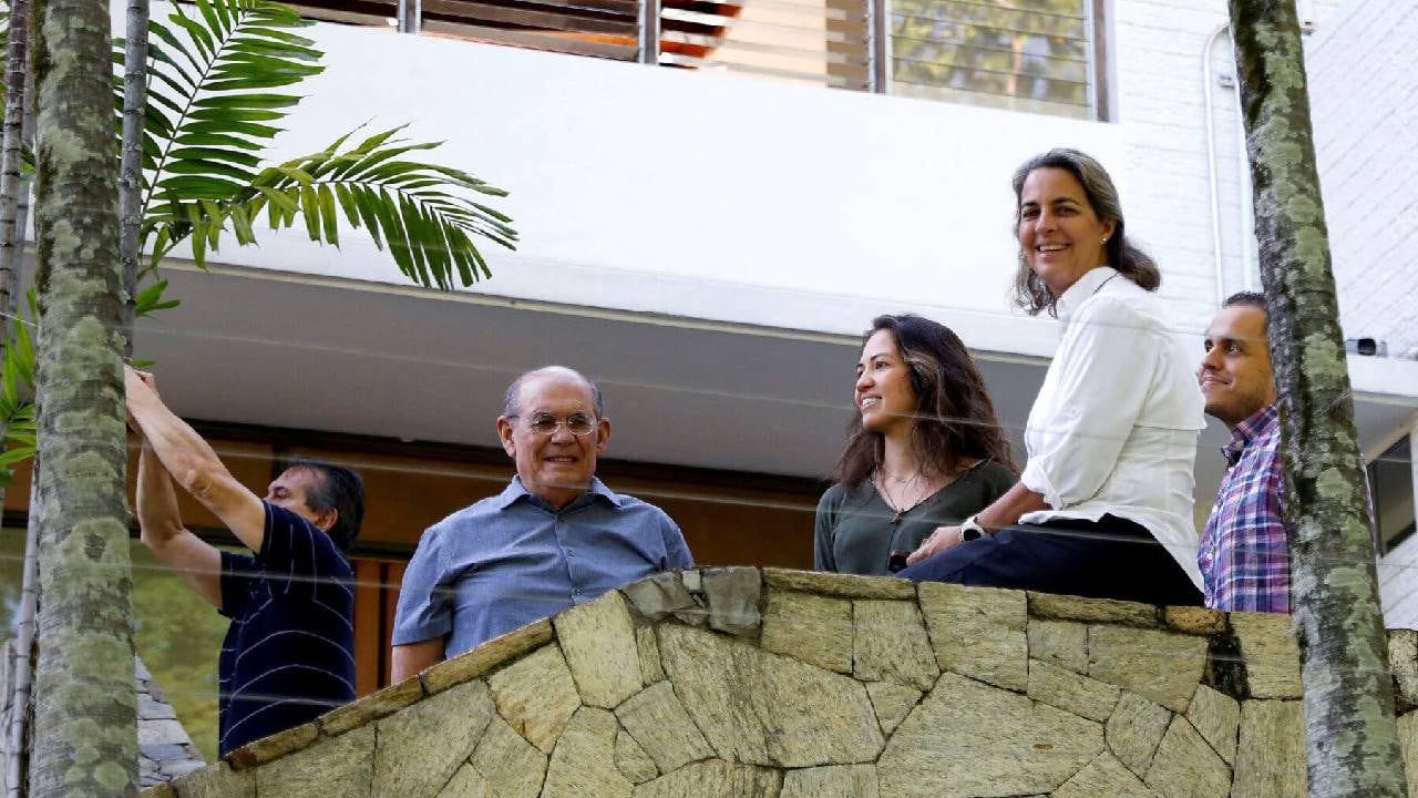 Todos los rehenes se encuentran ahora a salvo, en territorio estadounidense.