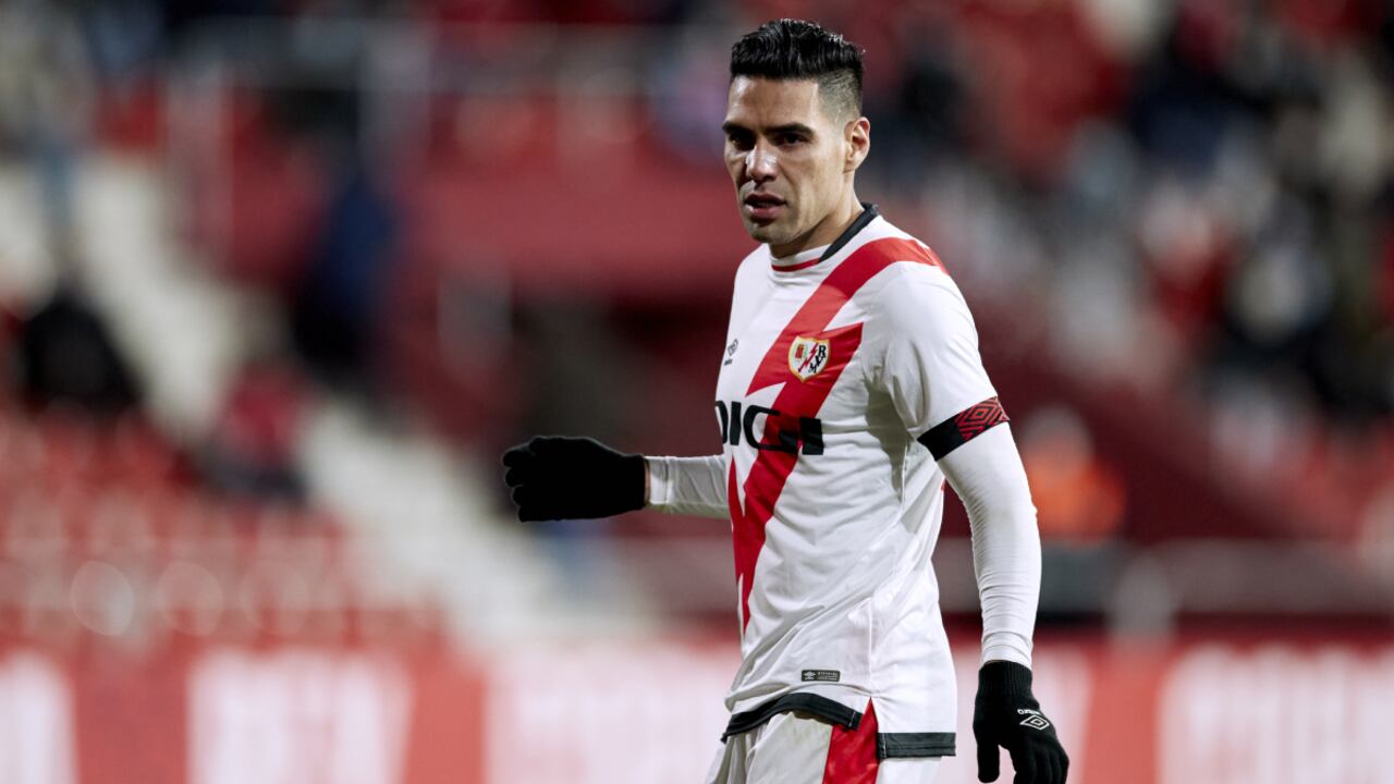 MIRANDA DE EBRO, SPAIN - JANUARY 05: Radamel Falcao of Rayo Vallecano looks on during the round of 32 of the Copa del Rey match between CD Mirandes and Rayo Vallecano at Municipal de Anduva on January 05, 2022 in Miranda de Ebro, Spain. (Photo by Getty Images/Ion Alcoba/Quality Sport Images)