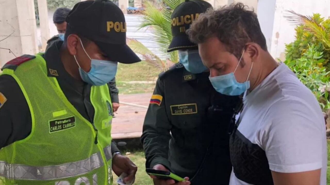 En pleno toque de queda, reconocido médico colombiano hizo una fiesta con algunos famosos