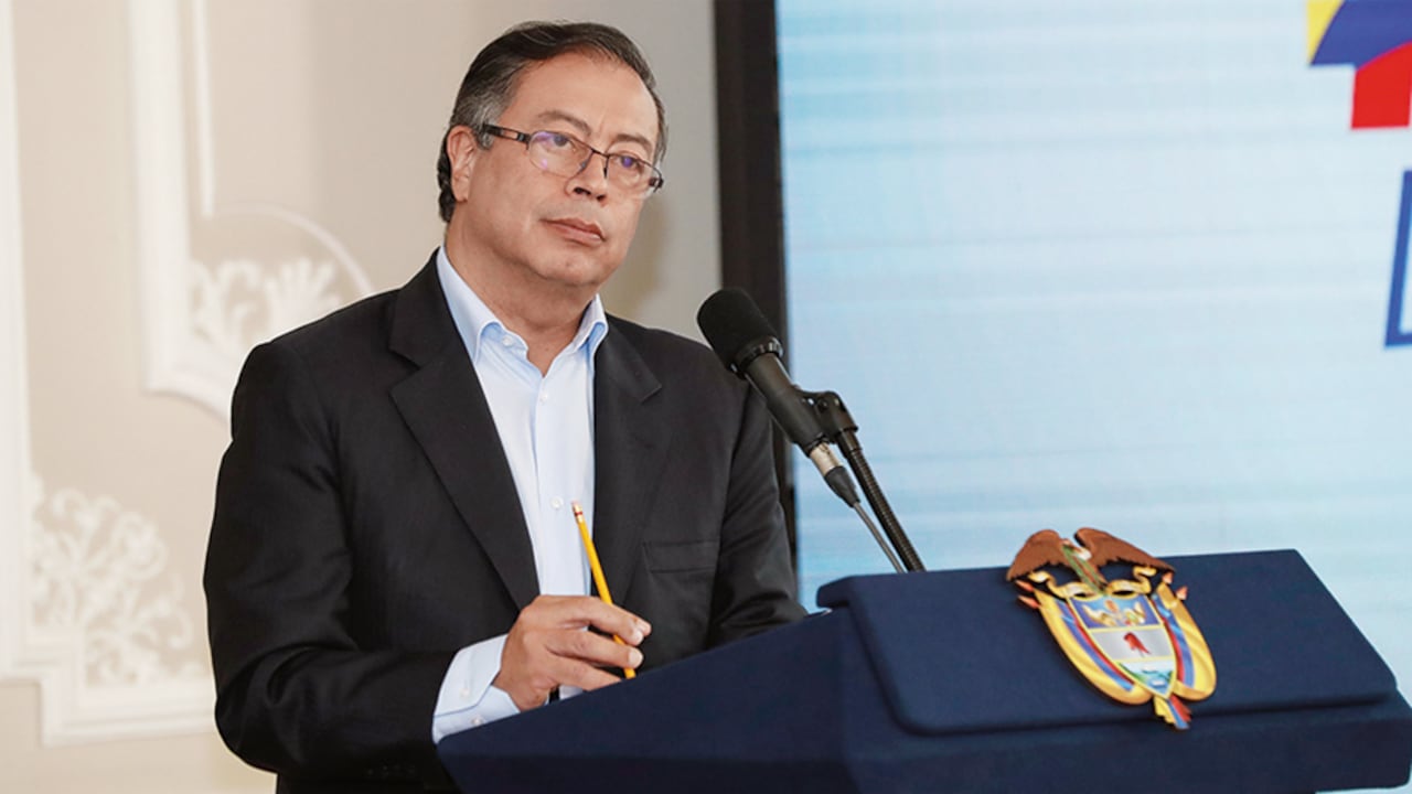 El presidente Gustavo Petro no ha rechazado las declaraciones de Alfredo Saade, quien lo invitó a convocar un referendo, llegar a una constituyente y cerrar el Congreso.