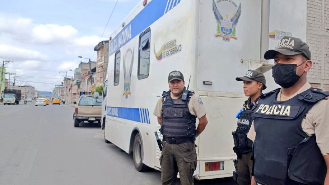 Policía de Ecuador extrema medidas en la frontera norte ante incremento de actividad relacionada al narcotráfico.