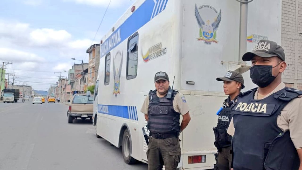 Policía de Ecuador extrema medidas en la frontera norte ante incremento de actividad relacionada al narcotráfico.