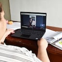 Emprendedores colombianos y venezolanos vulnerables fortalecen sus habilidades digitales