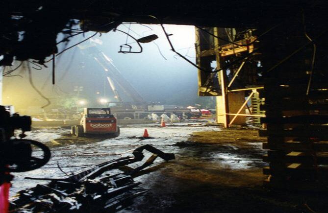 Toma del interior del Pentágono. Armados con cuchillos para cartón y papel, los secuestradores entraron a la cabina del avión y obligaron a la tripulación a salir al área de pasajeros. Foto: FBI
