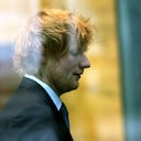 El músico Ed Sheeran llega para su juicio por infracción de derechos de autor en el Tribunal Federal de Manhattan, el 4 de mayo de 2023, en la ciudad de Nueva York.