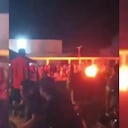 Algunas personas alcanzaron a prenderle fuego a la Administración.