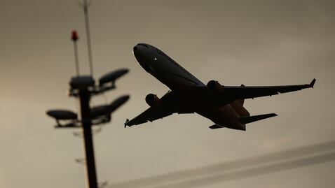 El Aeropuerto El Dorado es la principal terminal aérea del país.