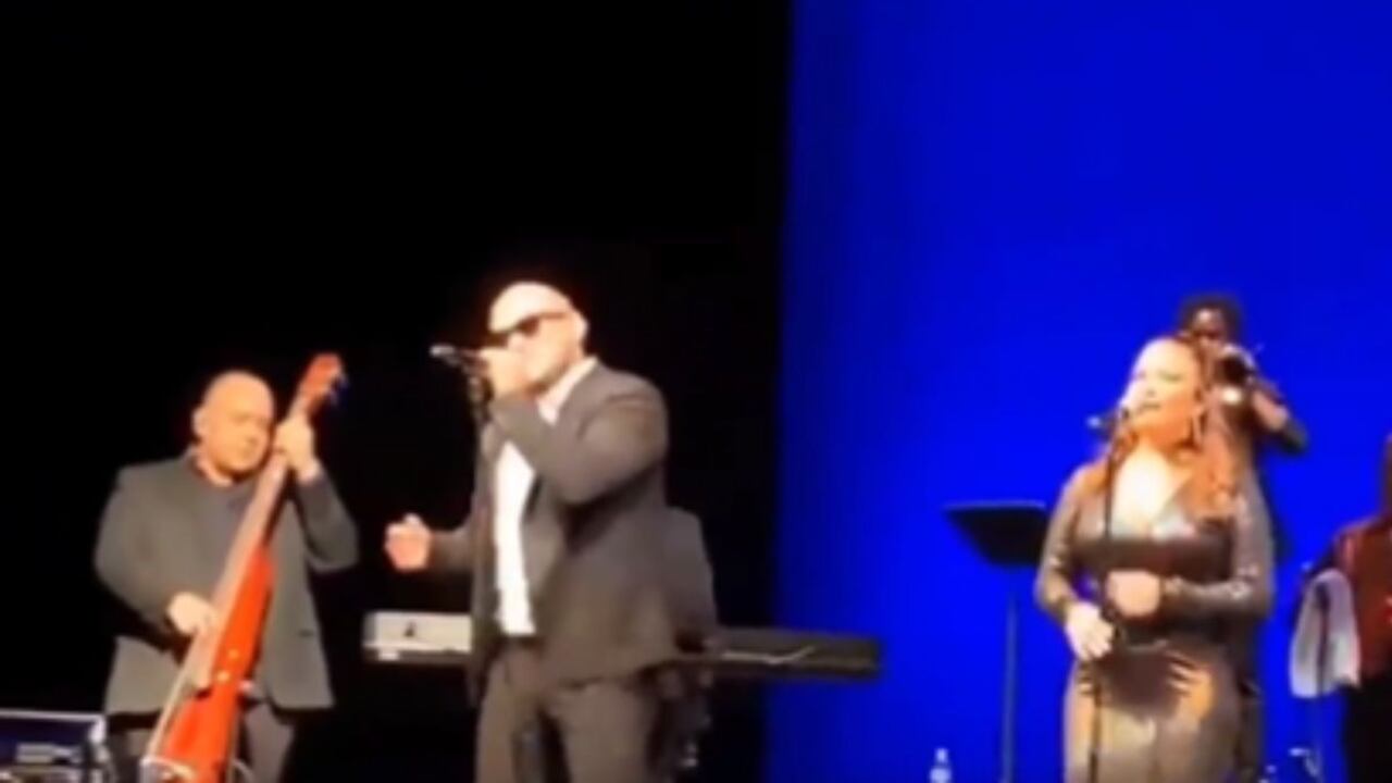 Fallece bajista en Nueva York.