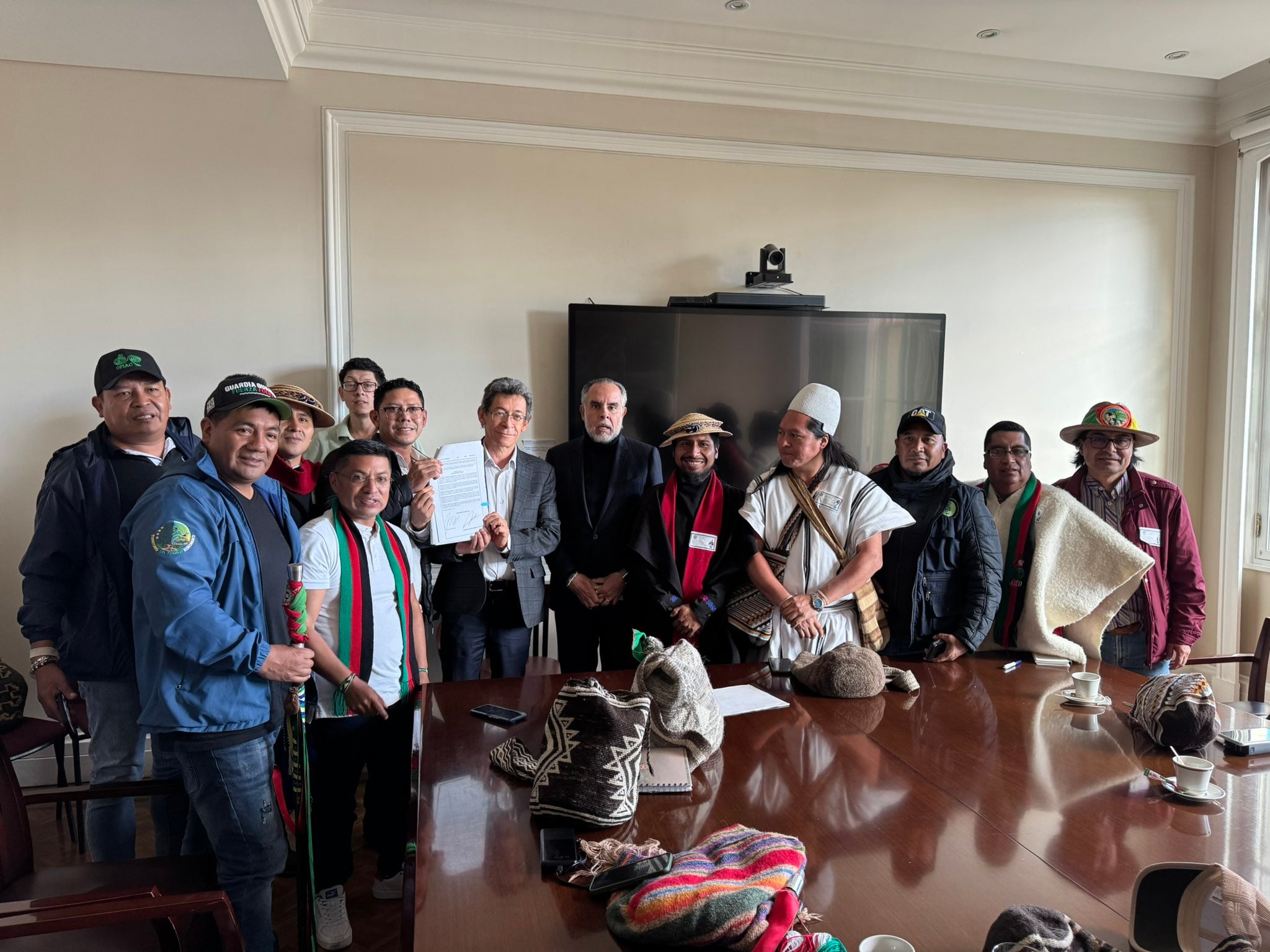 Reunión de la minga y Benedetti