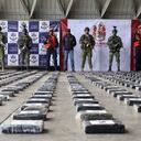 El alijo de cocaína que tendría un valor aproximado de 50 millones de dólares, se encontraba oculto en 58 bultos en medio de una zona de mangles.