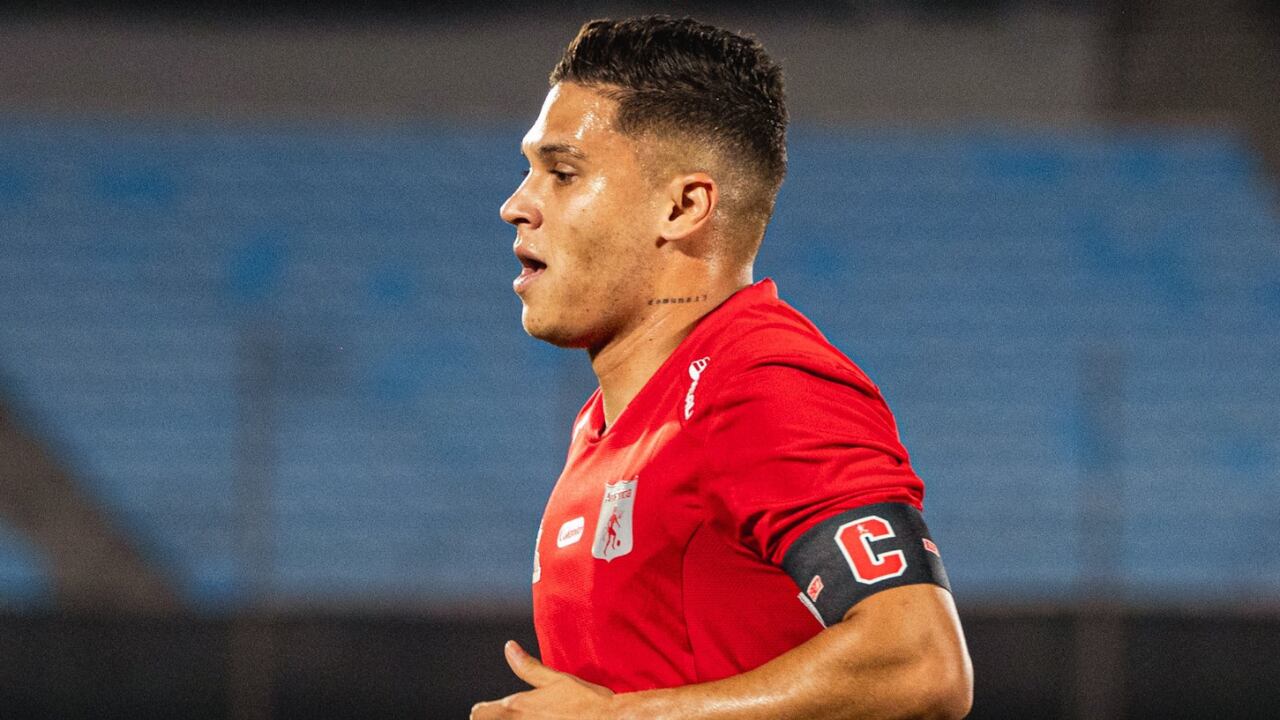 Juan Fernando Quintero, el capitán de América en su debut de Copa Sudamericana 2025.
