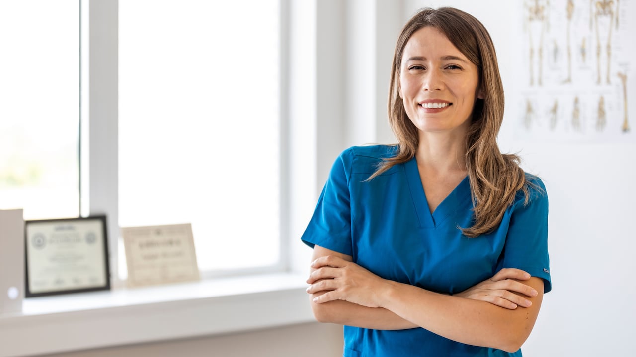 Colsubsidio requiere una enfermera en su equipo.