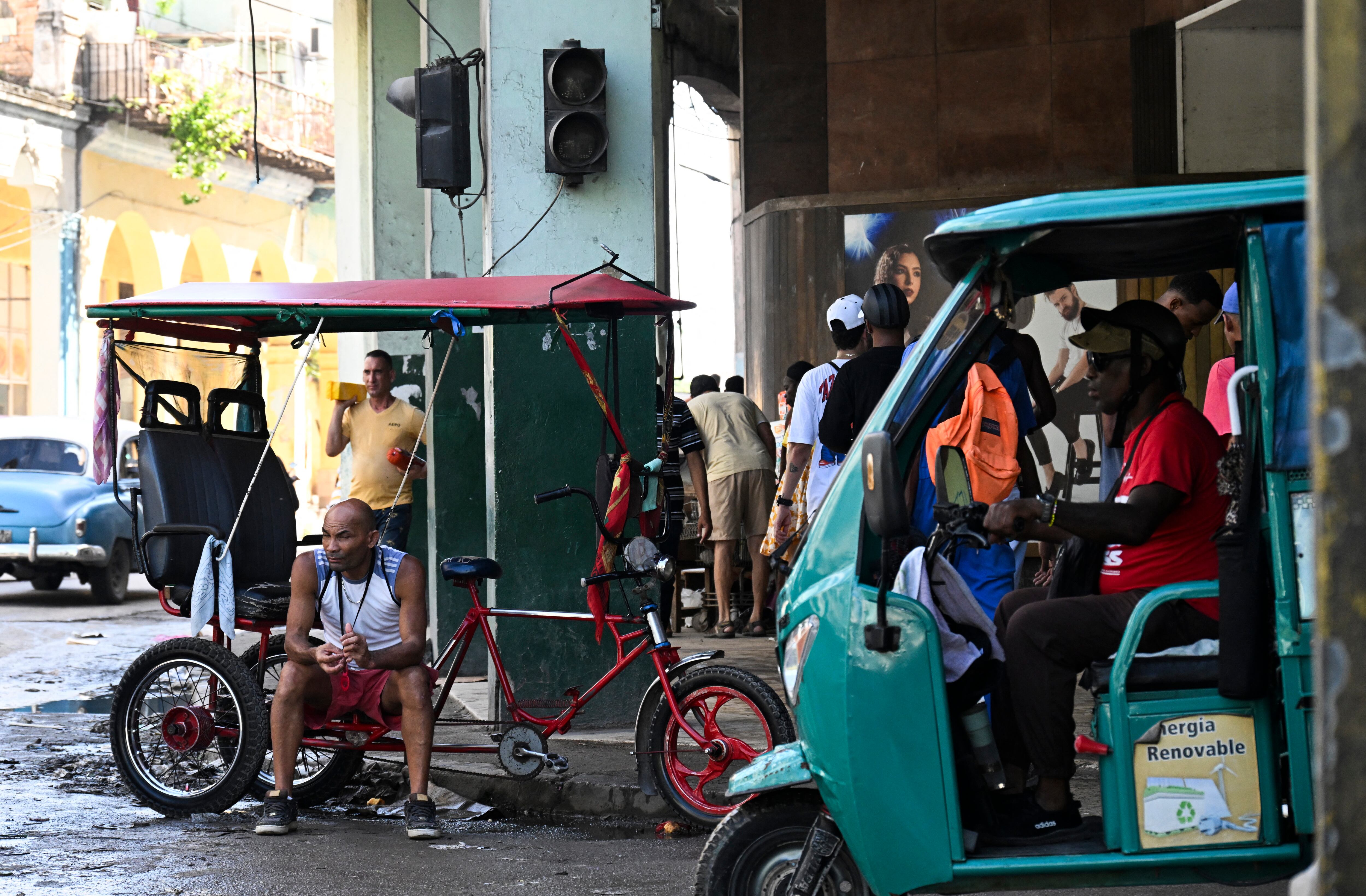 Conductores en medio del apagón