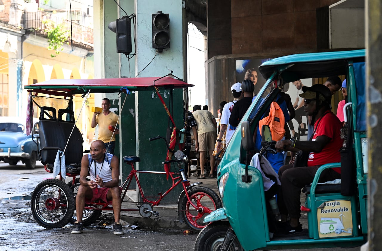 Conductores en medio del apagón