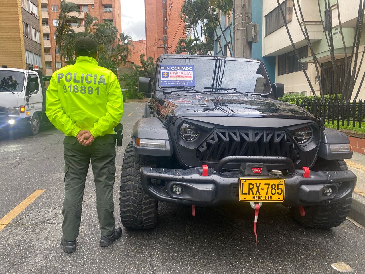 Vehículo de alta gama que quedó en poder de la Fiscalía General de la Nación. Decomisado a exfuncionarios de la administración del exalcalde Daniel Quintero.