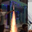 Isidro Andrés Rojas, de 21 años perdió tres dedos de su mano derecha tras encender un artefacto pirotécnico.