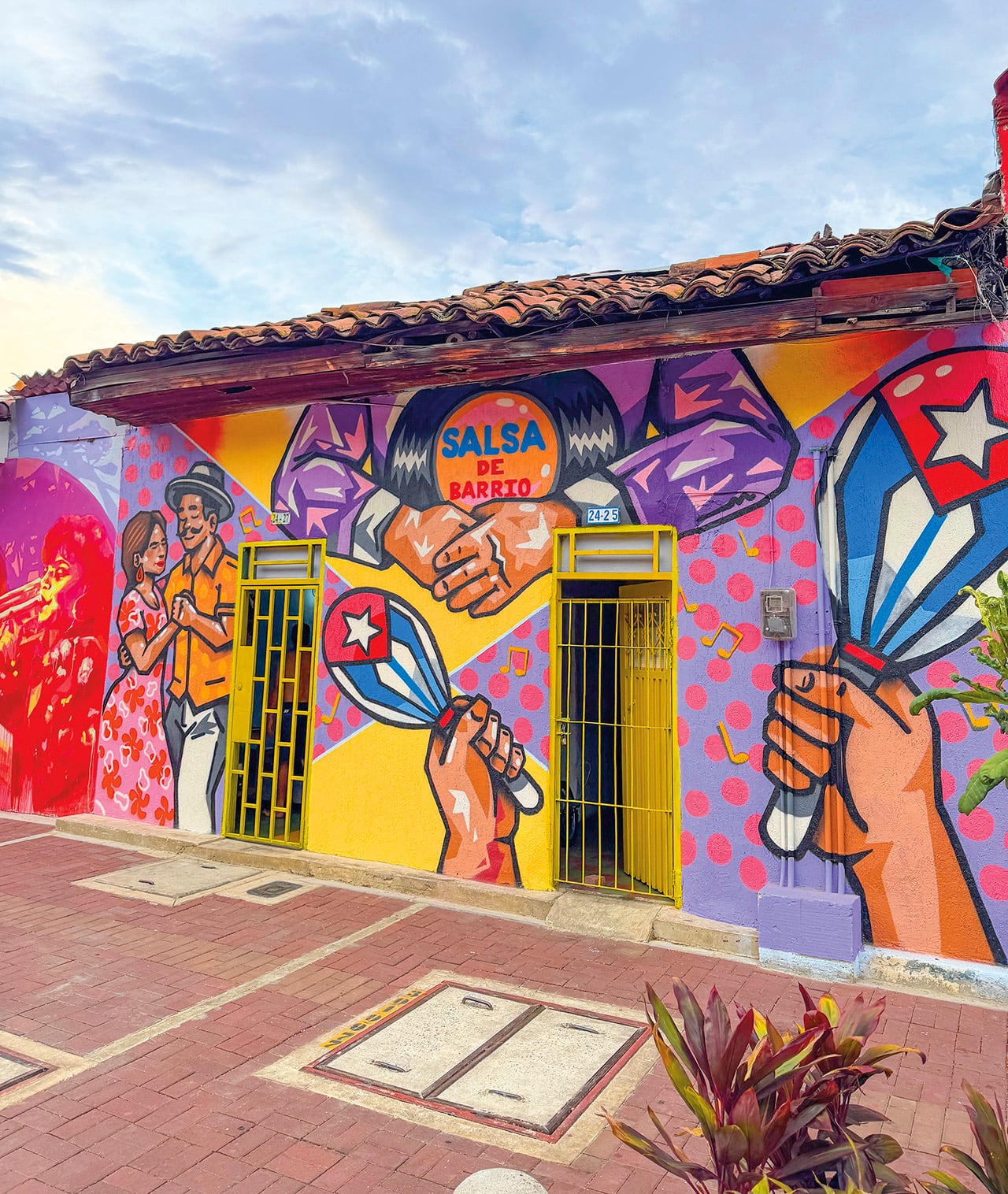 La renovación del Barrio Obrero transformó sus calles en un recorrido lleno de color y memoria.