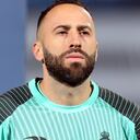 David Ospina, arquero del Al Nassr, se lesiona durante el partido de la jornada 13 de la Liga Profesional Saudí.