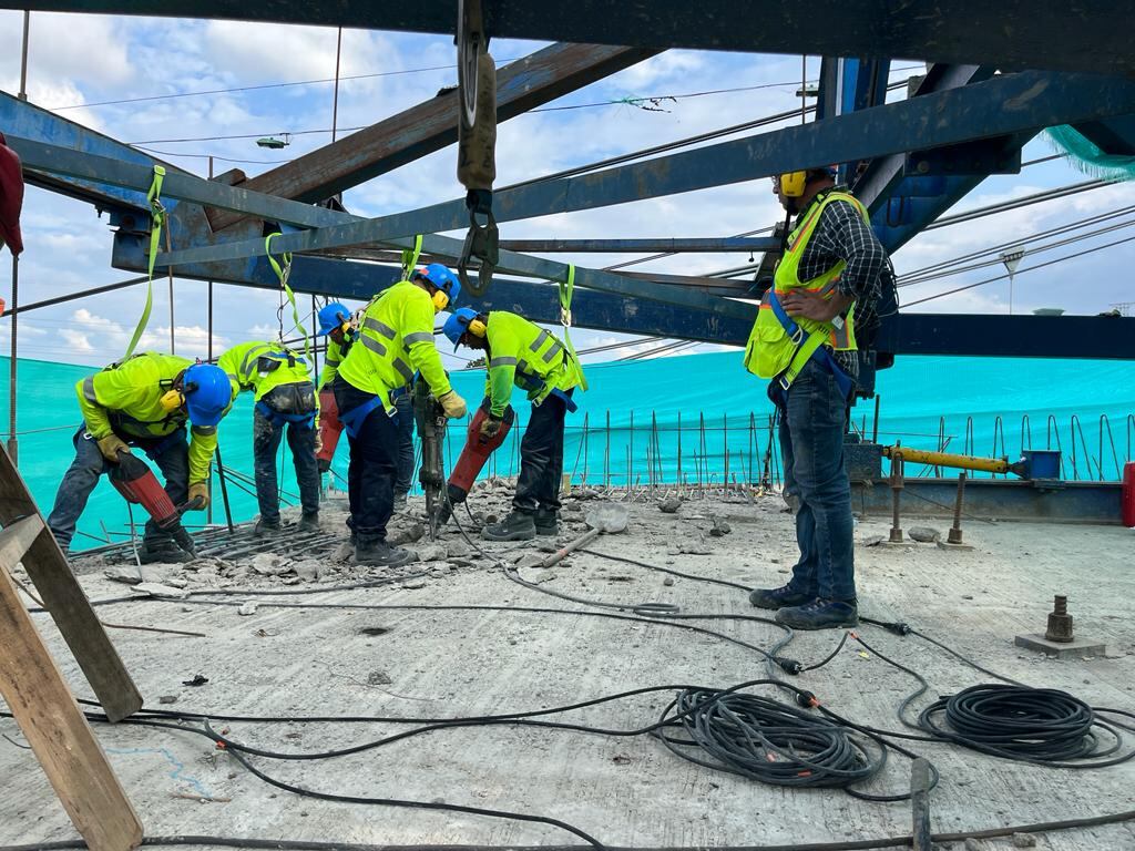 Obras en el puente de Juanchito avanzan con normalidad.