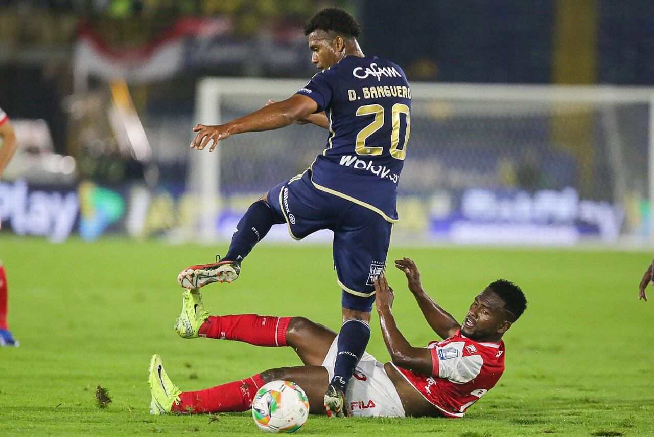 Bogotá. Noviembre 26 de 2024. Independiente Santa Fe enfrenta a Millonarios FC, por encuentro válido de la Liga BetPlay II 2024 de la fecha 2 del grupo A de cuadrangulares en el estadio Nemesio Camacho El Campin. (Colprensa - Cristian Bayona).