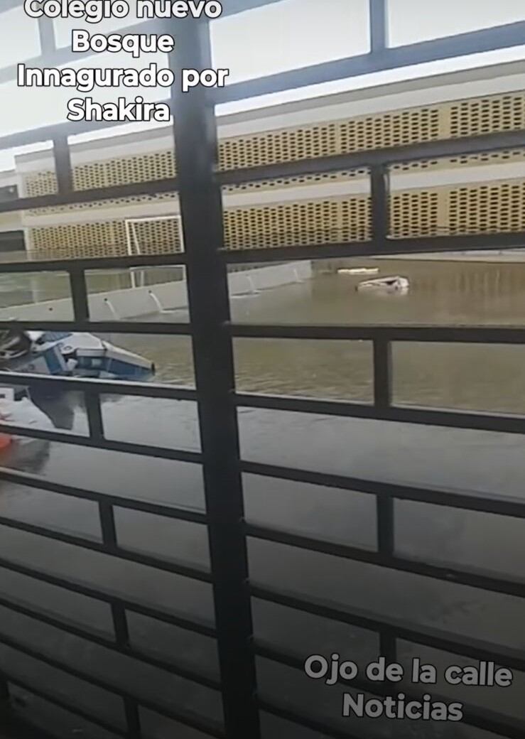 Colegio Nuevo Bosque inundado en Barranquilla