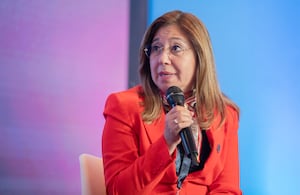 La senadora Norma Hurtado participó en la Plenaria del Círculo de Mujeres Semana Dinero, marzo 2026.