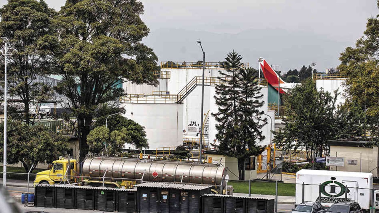 En este terreno construirán una ampliación del terminal actual con 8 posiciones de parqueo y 3 puntos. remotos.