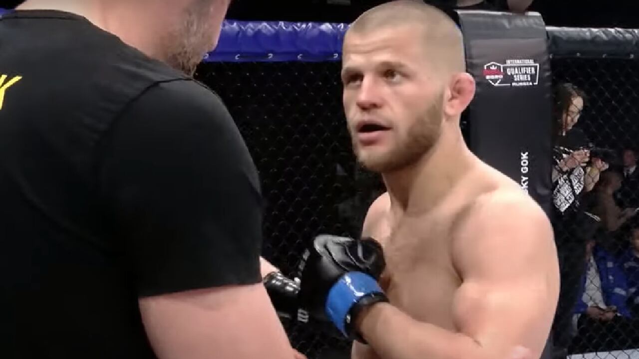 Pisarev era catalogado como uno de los mejores, su última pelea fue en febrero del 2020 y en su balance están registradas tres victorias y dos derrotas, fue campeón de Moscú y finalista del Campeonato Europeo de MMA.