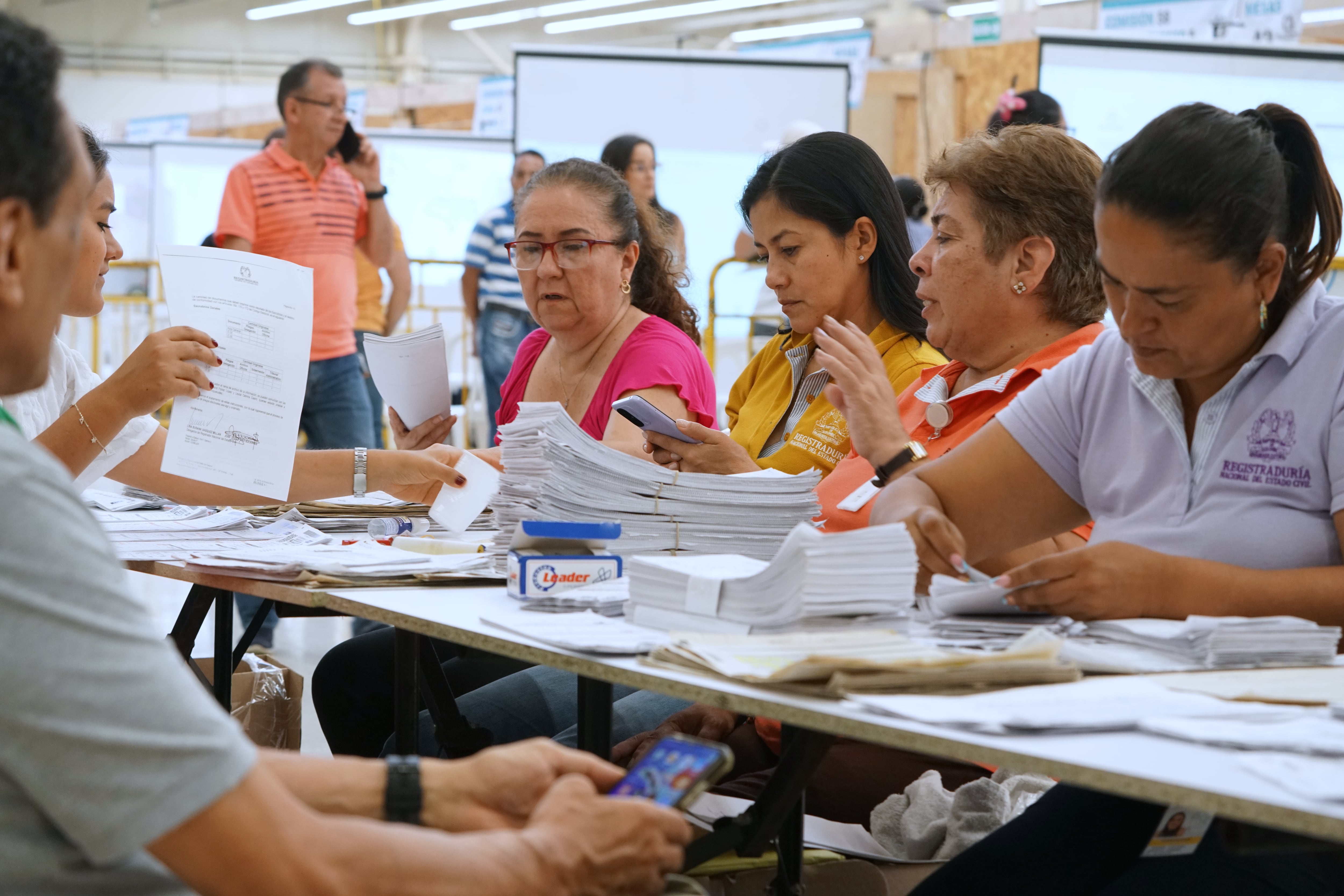 La Registraduría realiza el preconteo de las elecciones regionales 2023, de Cali y Valle del Cauca.